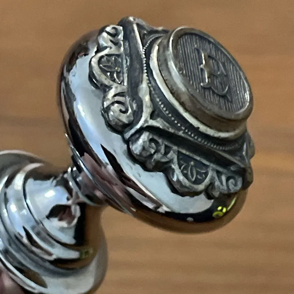 Silver Tone Monogram E Wine Bottle Stopper Ornate Antique Style Barware Gift